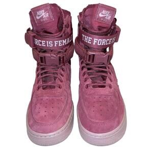 Nike Special Field (SF) Air Force 1 "Vintage Wine" Sneaker AJ1700-600 - Women 8